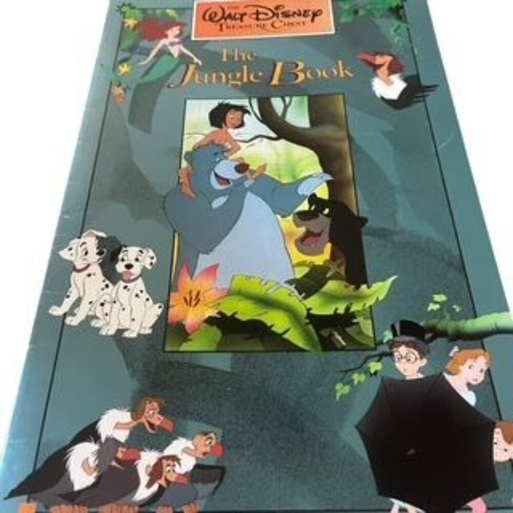 The Walt Disney Treasure Chest Oversized Picture Book Set - Picture 9 of 11